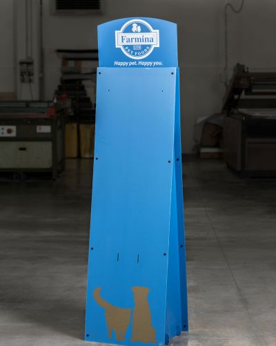 Display bifacciale da terra