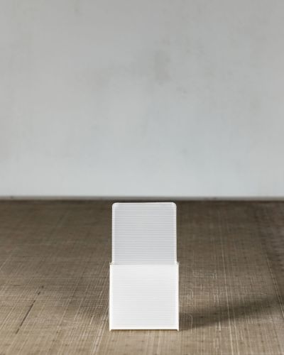 Porta depliant “Mono”